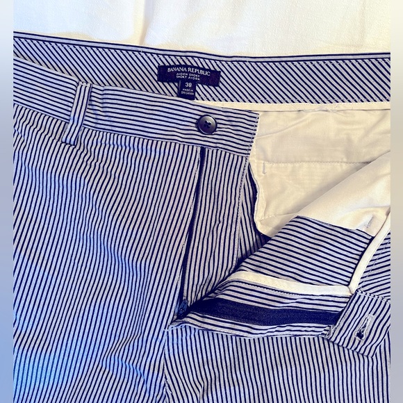 Banana Republic Men’s Aiden Shorts - Picture 3 of 3